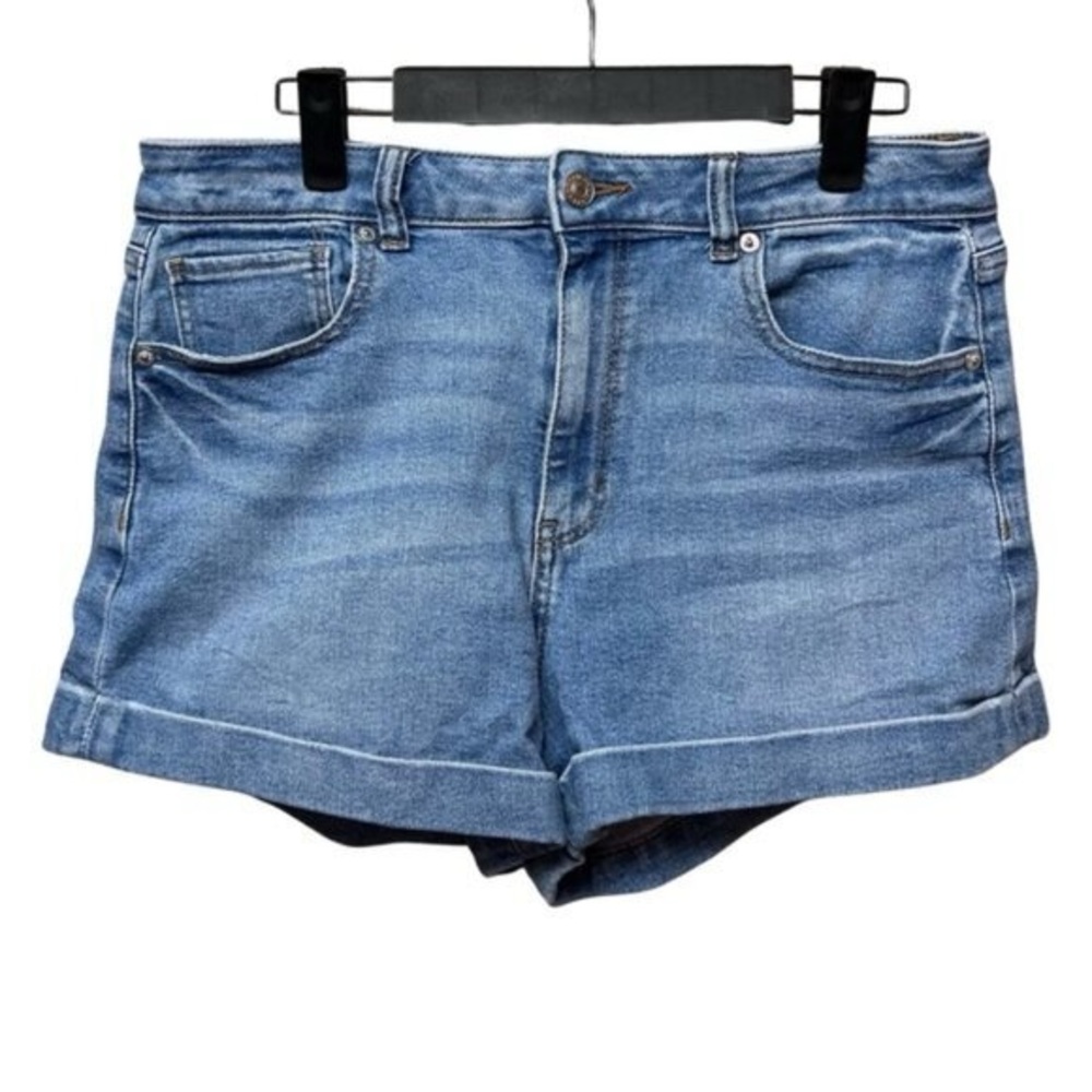American Eagle Light Denim Womens Size Eight Stretch Shorts
